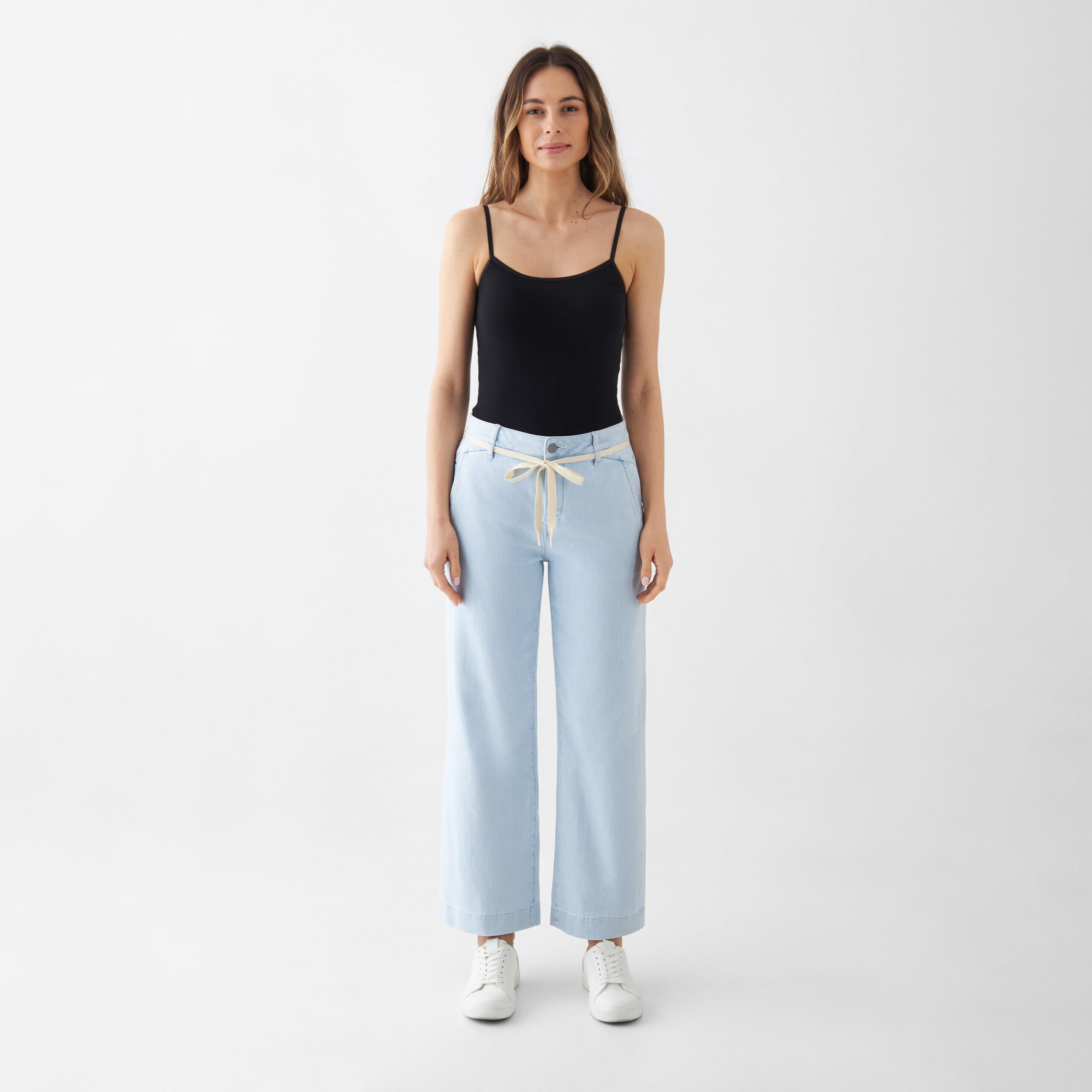dawn-jeans-291squ-1.jpg