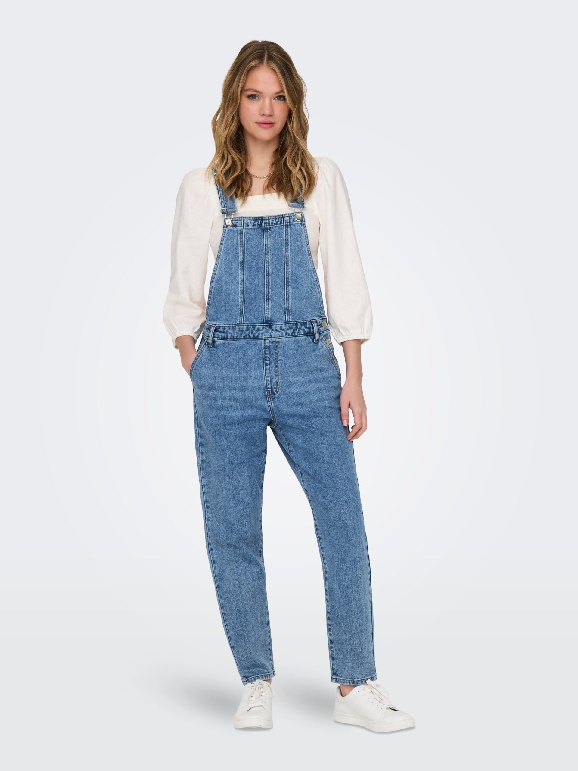jeans-overall-496dsq-1.jpg
