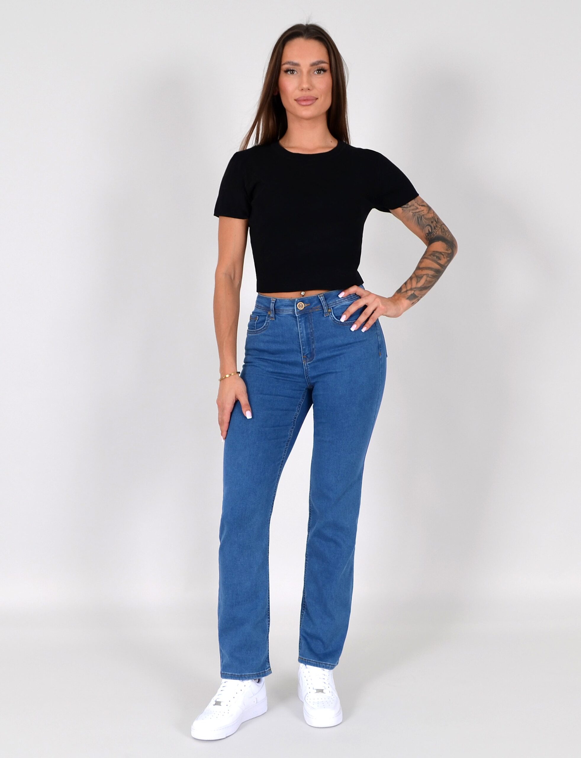jeans-straight-leg-780eyy-1.jpg