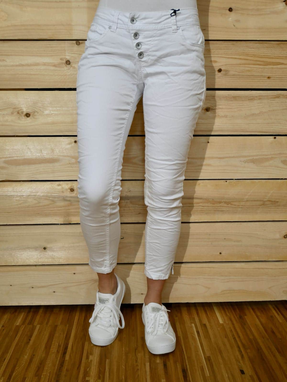 jeans-weiss-768mjs.jpg